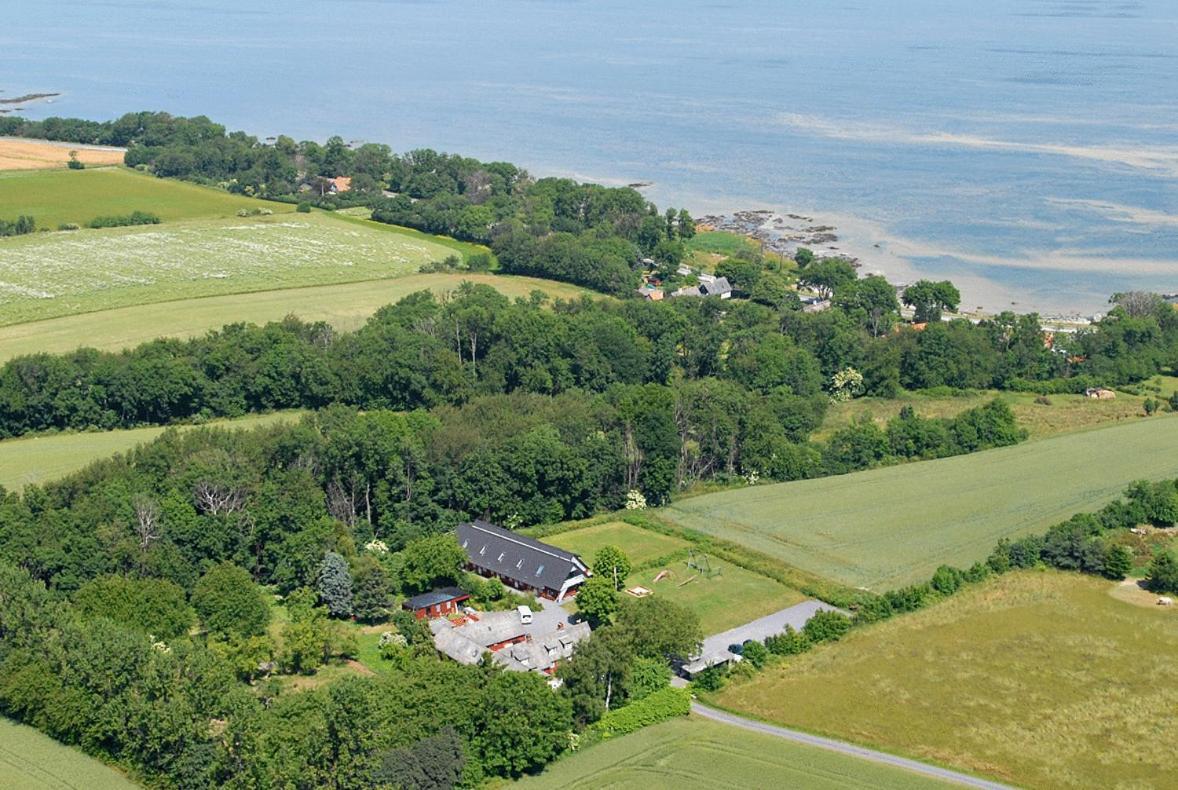 Pyttegården Apartments Gudhjem Eksteriør bilde