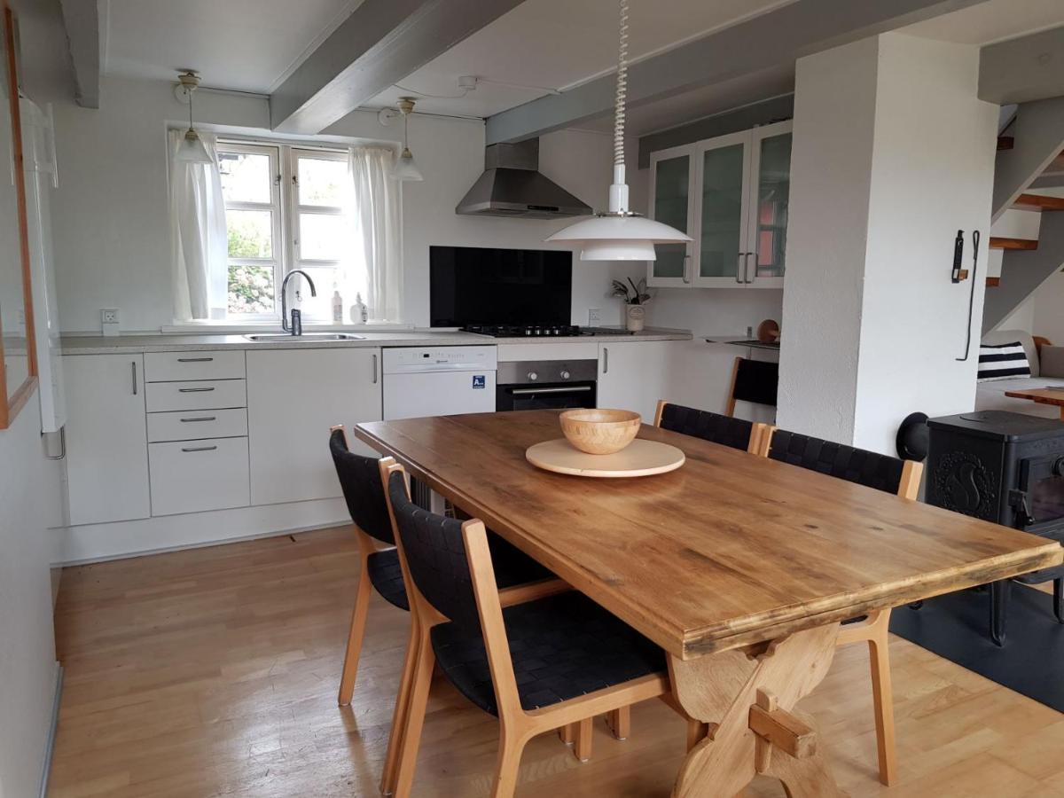 Pyttegården Apartments Gudhjem Eksteriør bilde