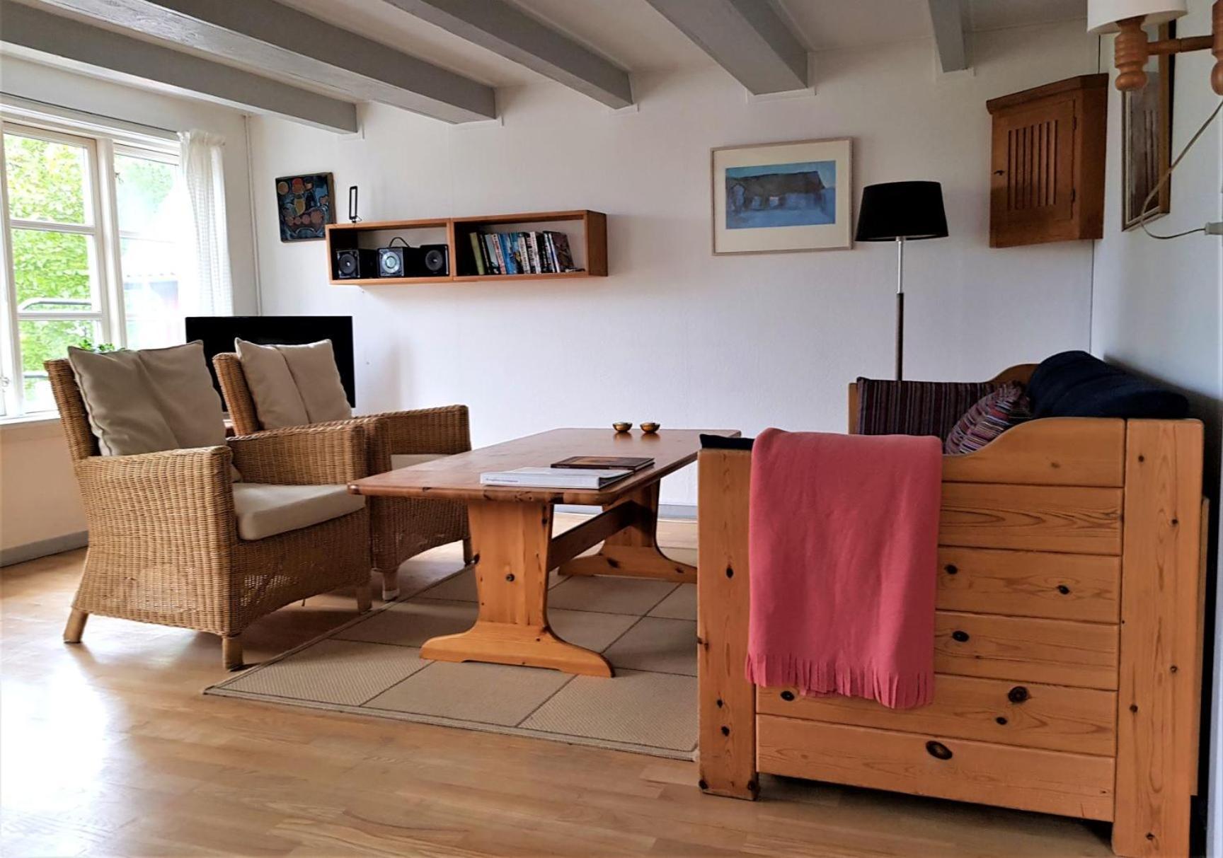 Pyttegården Apartments Gudhjem Eksteriør bilde