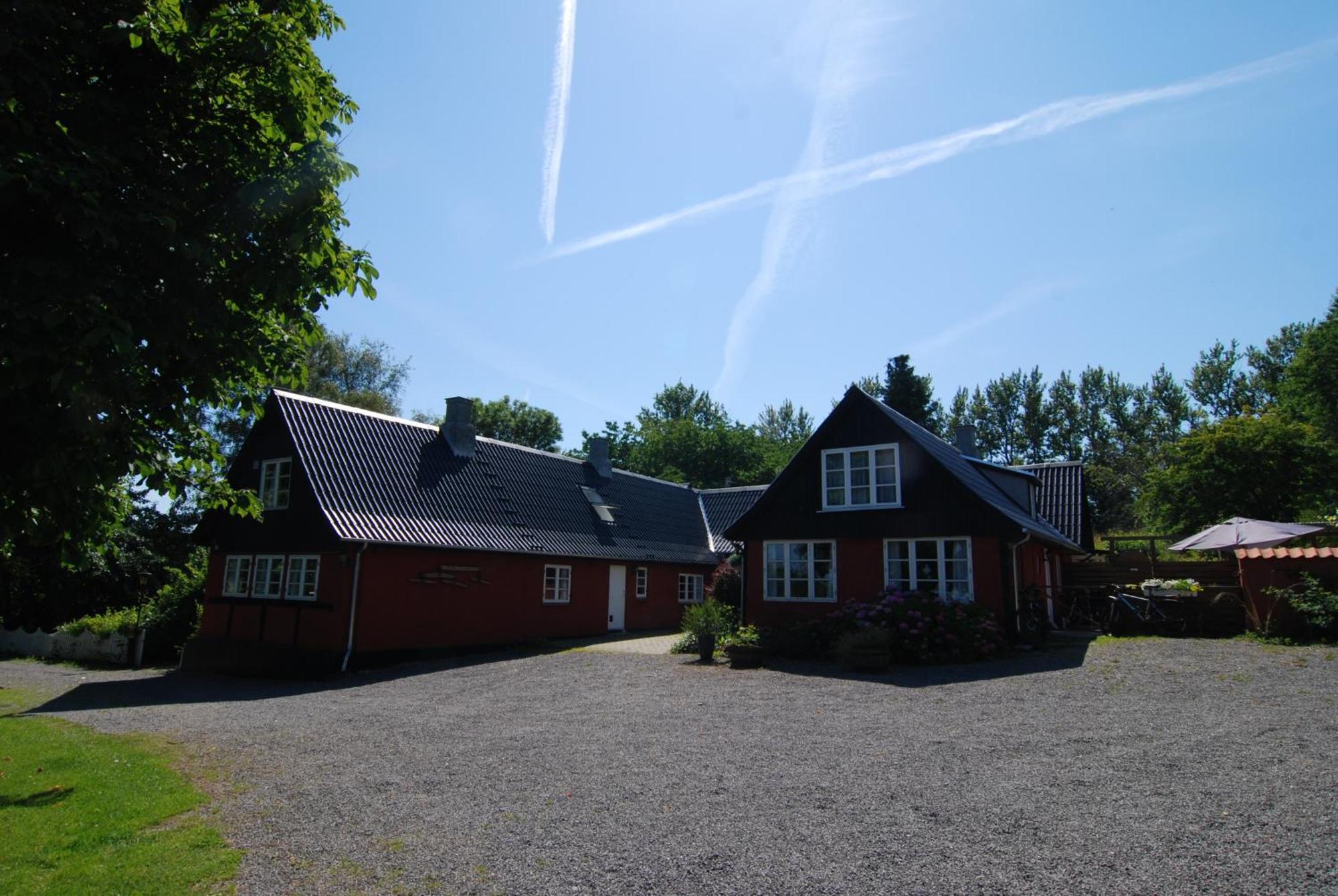 Pyttegården Apartments Gudhjem Eksteriør bilde